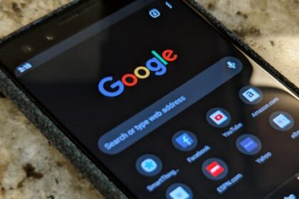 Cara mengubah tampilan google menjadi hitam di android