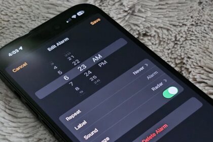 Cara mengatur volume alarm iphone