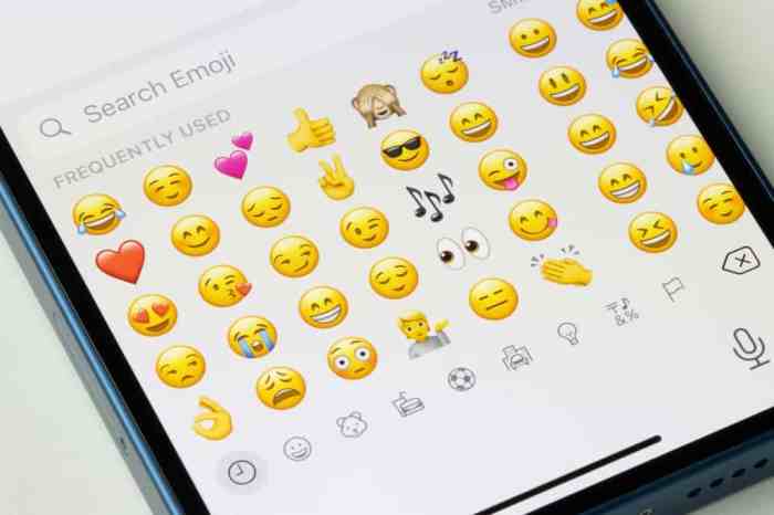 Cara emoji iphone di android