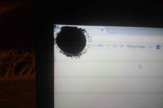 Cara mengatasi laptop layar hitam windows 7