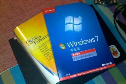 Cara membuat windows 7 menjadi genuine selamanya